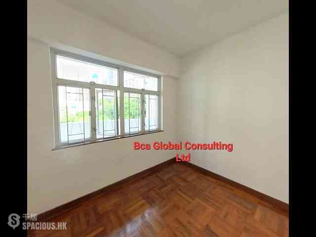 Mid Levels West - Hing Wah Mansion Block B 09