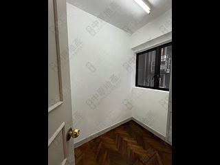 Mid Levels Central - 62B, Robinson Road 04