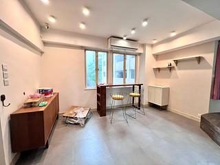 Wan Chai - Vincent Mansion 02