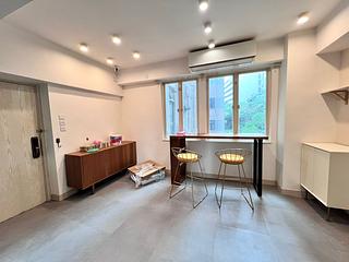 Wan Chai - Vincent Mansion 03
