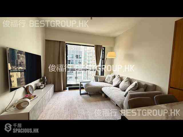 Happy Valley - The Aster (Resiglow) 01