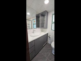 Mid Levels Central - Goldwin Heights 06
