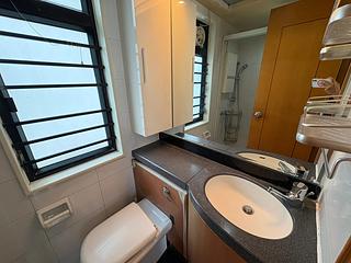 Sai Ying Pun - Imperial Terrace 05
