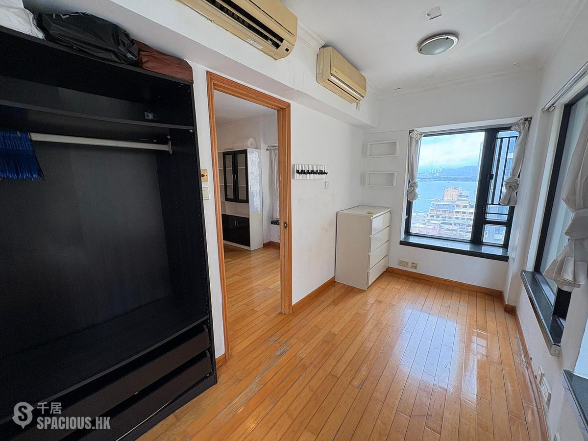 Sai Ying Pun - Imperial Terrace 01