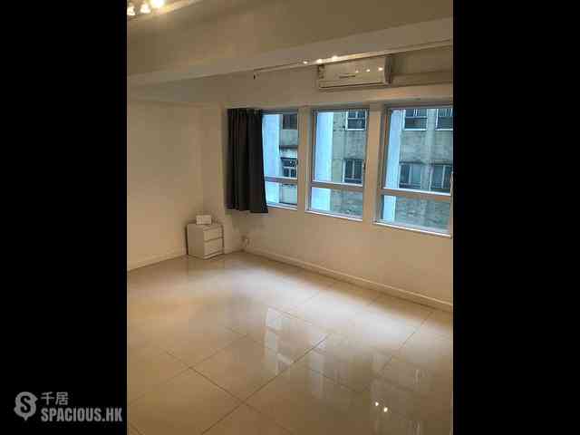 Sheung Wan - Kam Tak Building 05