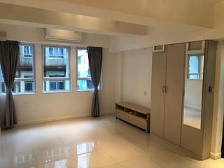 Sheung Wan - Kam Tak Building 09