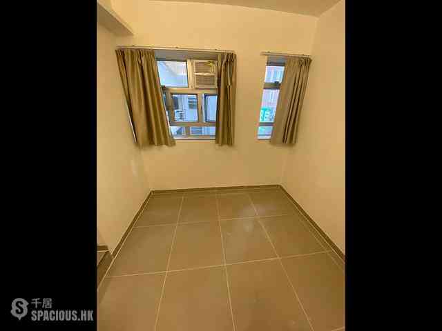 Wan Chai - Cheong Hong Mansion 02