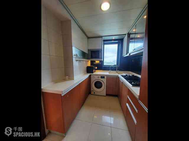 Tai Kok Tsui - The Long Beach Tower 7 06