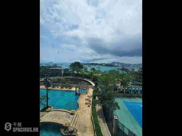 Tai Kok Tsui - The Long Beach Tower 7 09