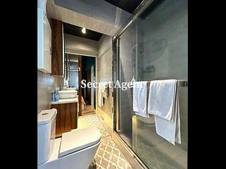 Sai Ying Pun - Yin Tak Building 07