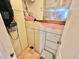 司徒拔道 - 金輝大廈 09