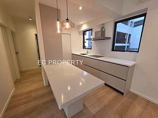 Mid Levels Central - East Sun Mansion 02