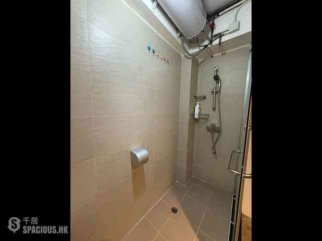 Sheung Wan - 69, Bonham Strand 02
