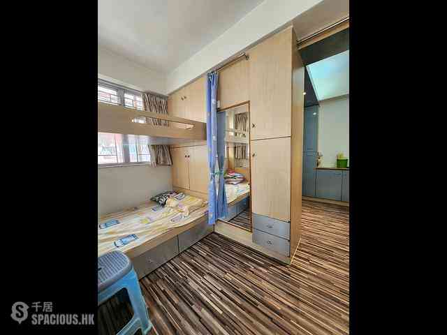 Kennedy Town - Hoi Tao Building Block A 05