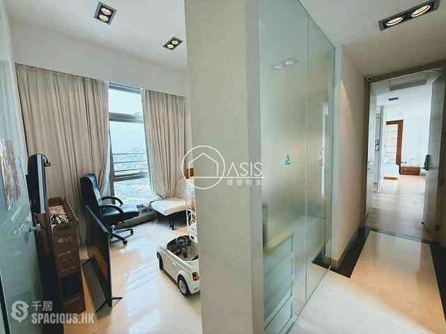 Repulse Bay - Grosvenor Place 03