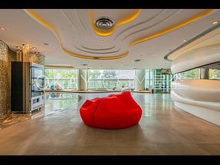 Repulse Bay - The Lily 21