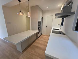 Mid Levels Central - East Sun Mansion 05