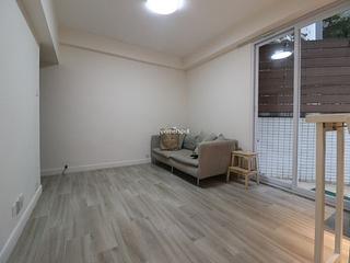 Wan Chai - Lok Moon Mansion 06