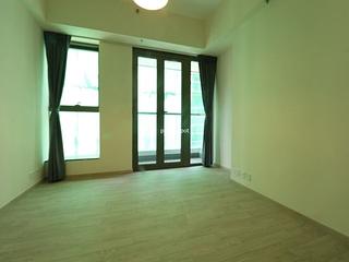 Mid Levels Central - 10, Mosque Street 02