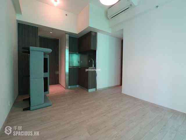 Mid Levels Central - 10, Mosque Street 04