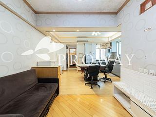 Wan Chai - Sai Kou Building 04