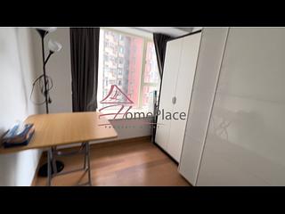 Soho - Centrestage 08