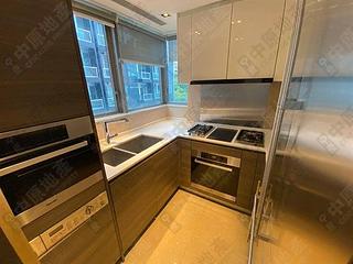 Sai Ying Pun - The Summa Block 1 03