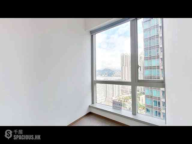 Sai Wan Ho - One Eighty 06