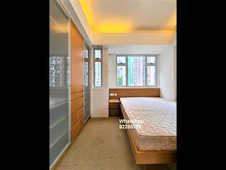 Sai Ying Pun - Lee Wah Mansion 05