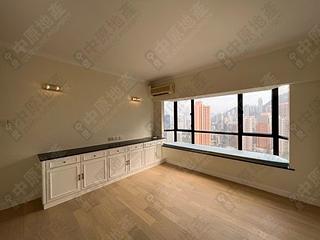 Mid Levels Central - Yukon Court 05