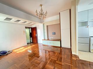 Soho - Golden Valley Mansion 02