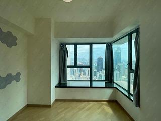 Mid Levels West - 80 Robinson Road 11