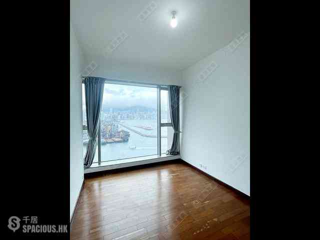 Tai Kok Tsui - One Silversea Tower 6 03