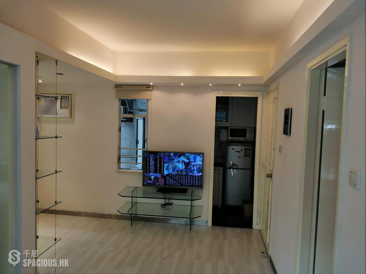 Causeway Bay - Hoi Sun Building 01