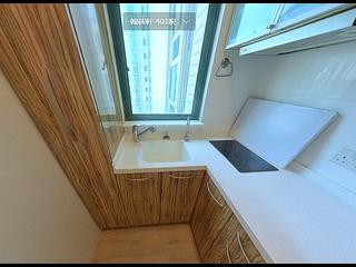 Kennedy Town - University Heights Block 1 03