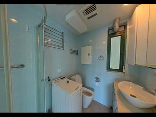 Kennedy Town - University Heights Block 1 06