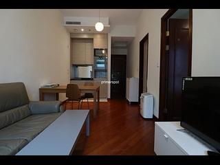 Wan Chai - The Avenue 02