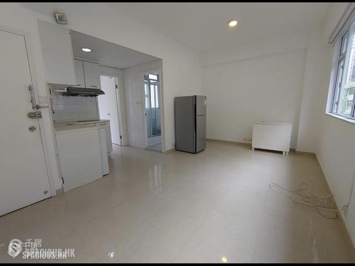 Poho - 45-47, Sai Street 01