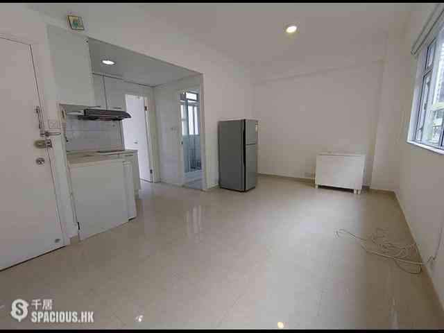 Poho - 45-47, Sai Street 01