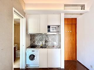 Shek Tong Tsui - One South Lane 03