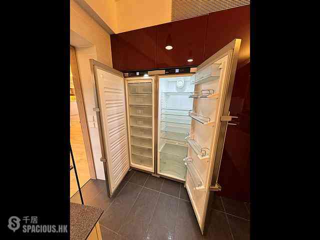 Repulse Bay - Ruby Court Tower 2 08