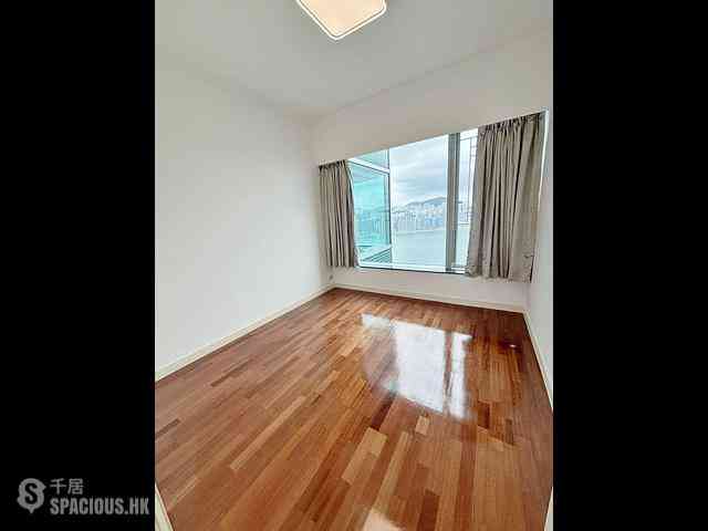 Whampoa Garden - Harbourfront Landmark 03