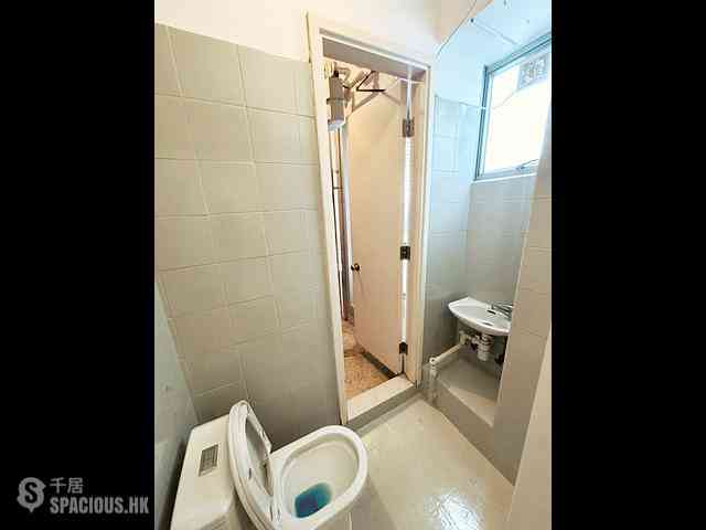 Whampoa Garden - Harbourfront Landmark 16