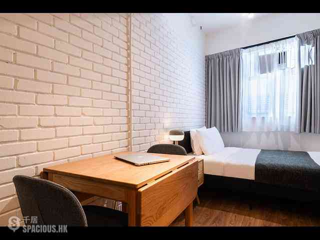 Central - 156-158, Wellington Street 03