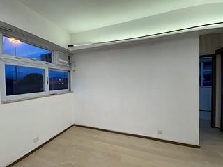 Sai Ying Pun - Kwan Yick Building Phase 3 Block A 04