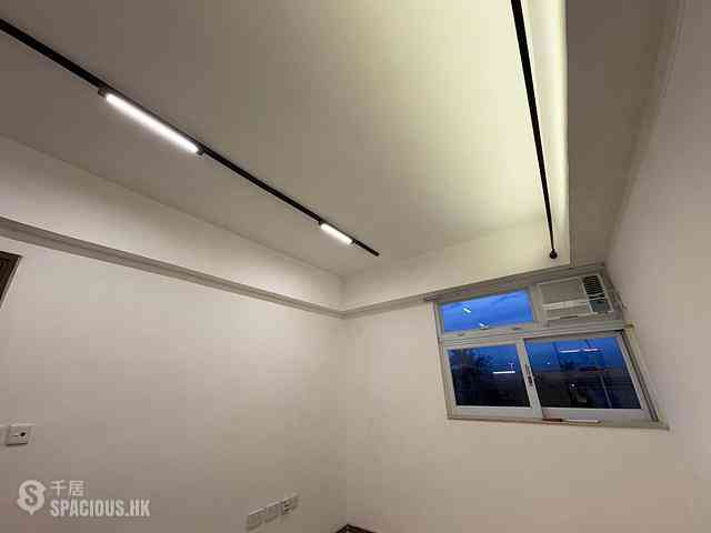 Sai Ying Pun - Kwan Yick Building Phase 3 Block A 06