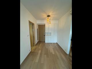 Tseung Kwan O - The Parkside Block 1A 03