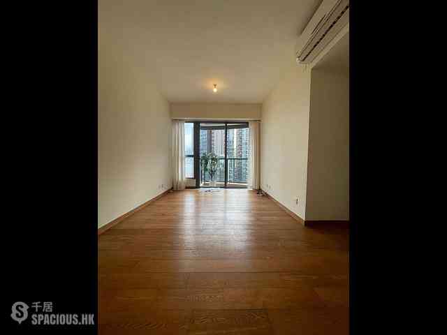 Tseung Kwan O - The Papillons Block 6 03