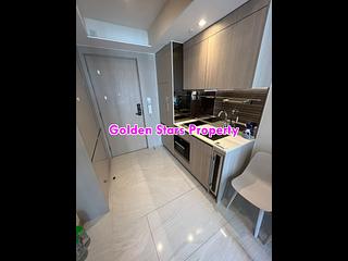 Sai Ying Pun - King's Hill 02