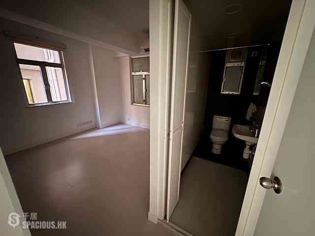 Sai Ying Pun - Rhine Court Block B 14